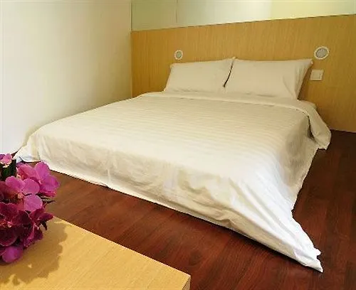קואלה לומפור Phoenix Hotel 2*, קואלה לומפור מלזיה